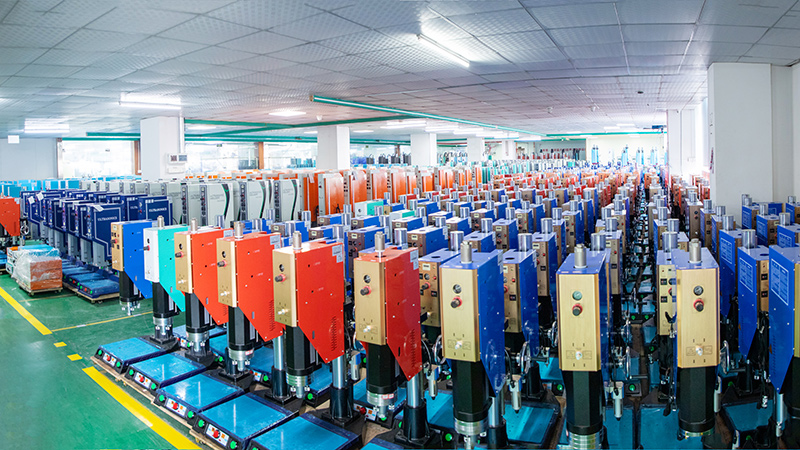 聲峰超聲波生產(chǎn)線